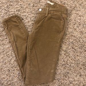 Levi’s pants